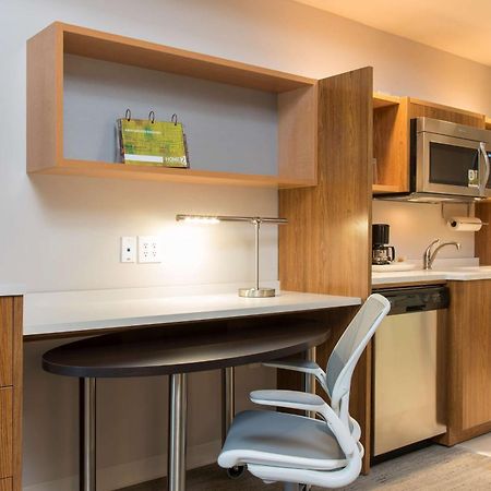 Home2 Suites By Hilton Indianapolis Downtown Exterior photo