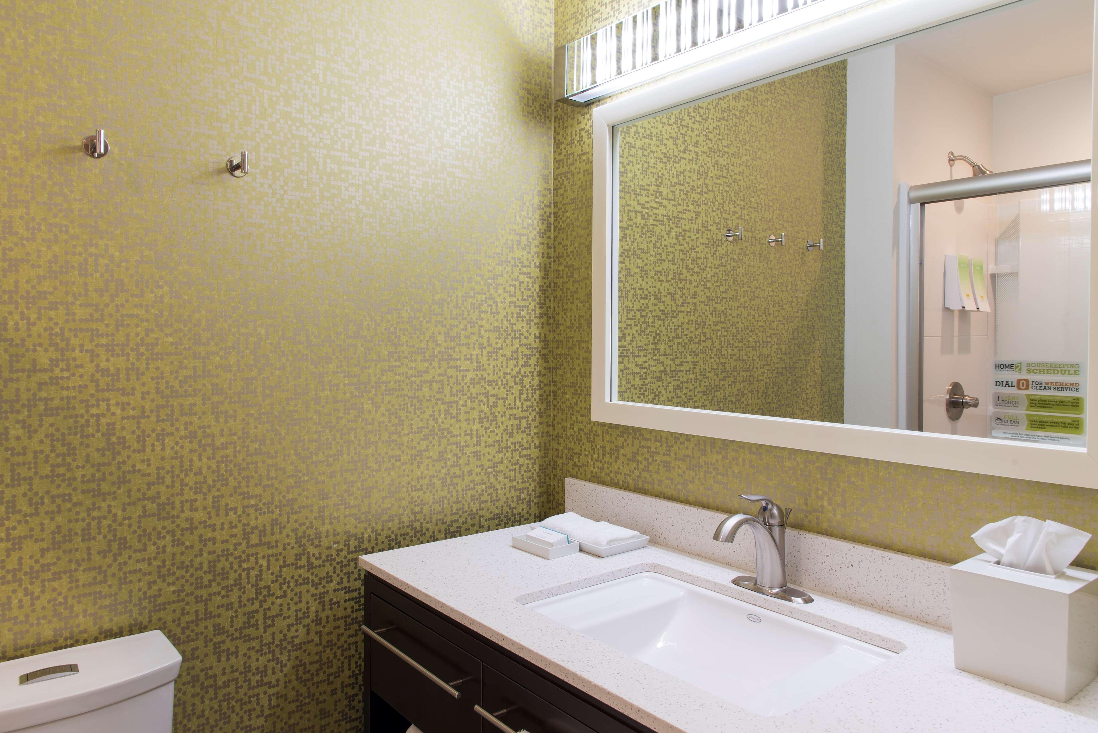 Home2 Suites By Hilton Indianapolis Downtown Exterior photo