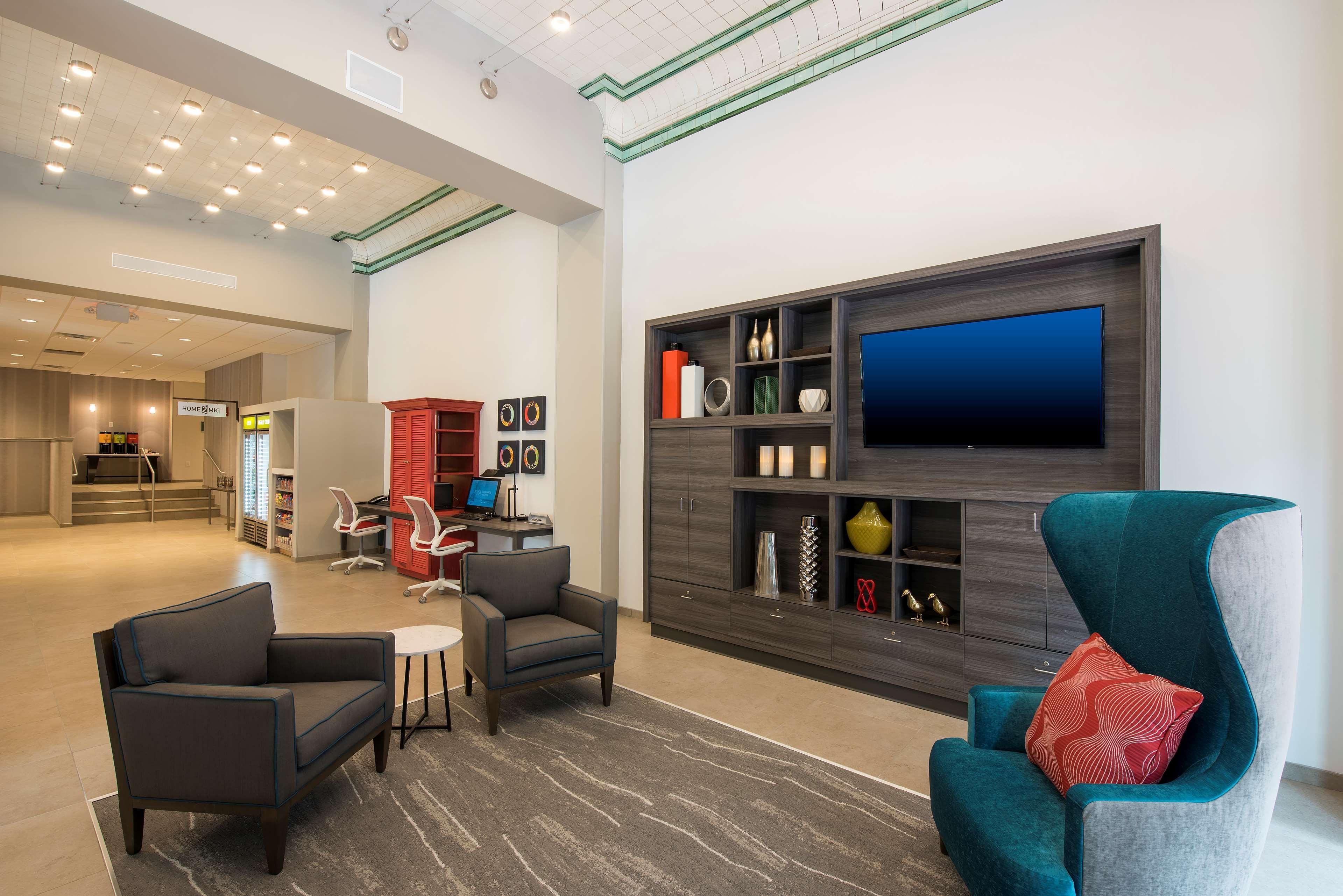Home2 Suites By Hilton Indianapolis Downtown Exterior photo