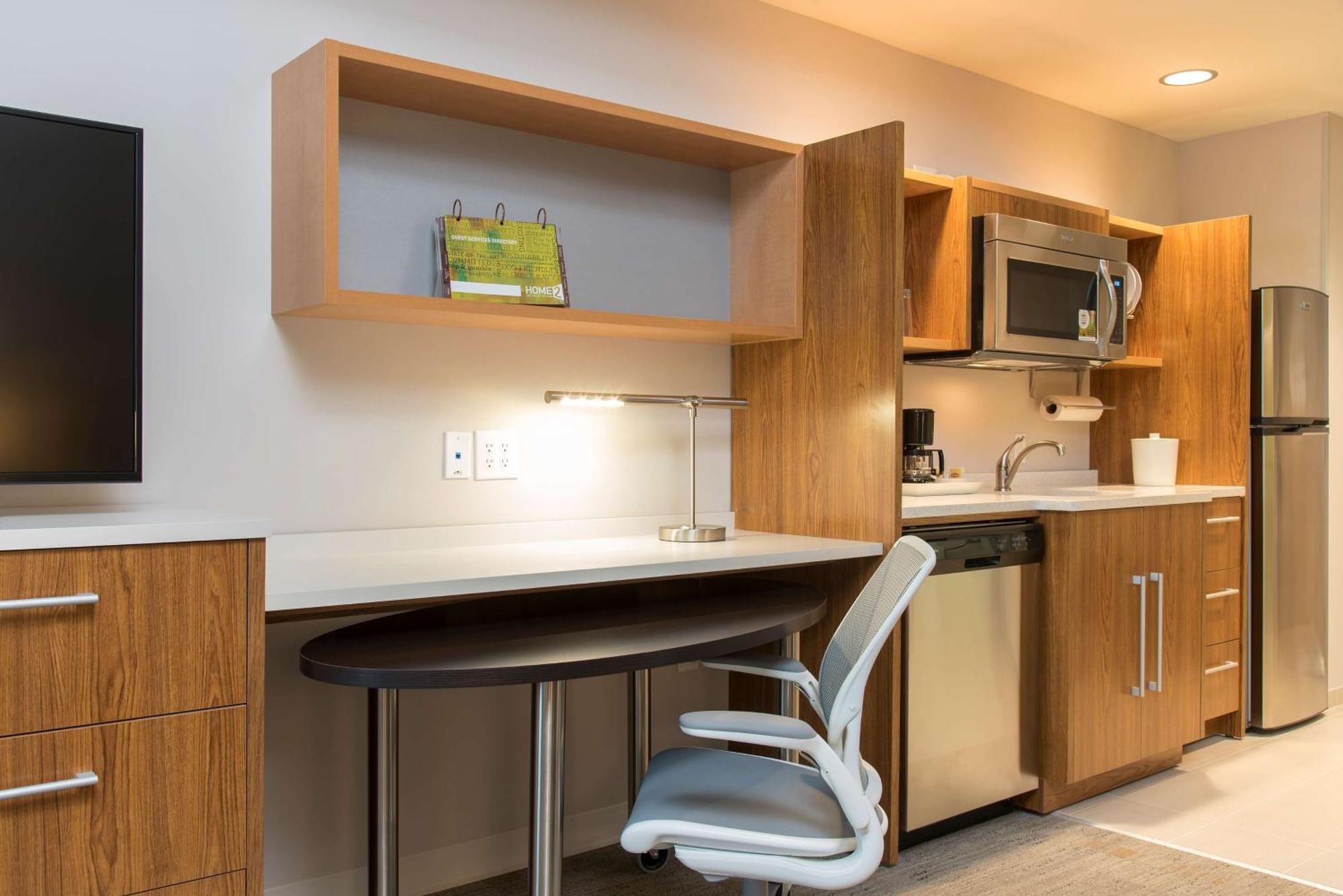 Home2 Suites By Hilton Indianapolis Downtown Exterior photo