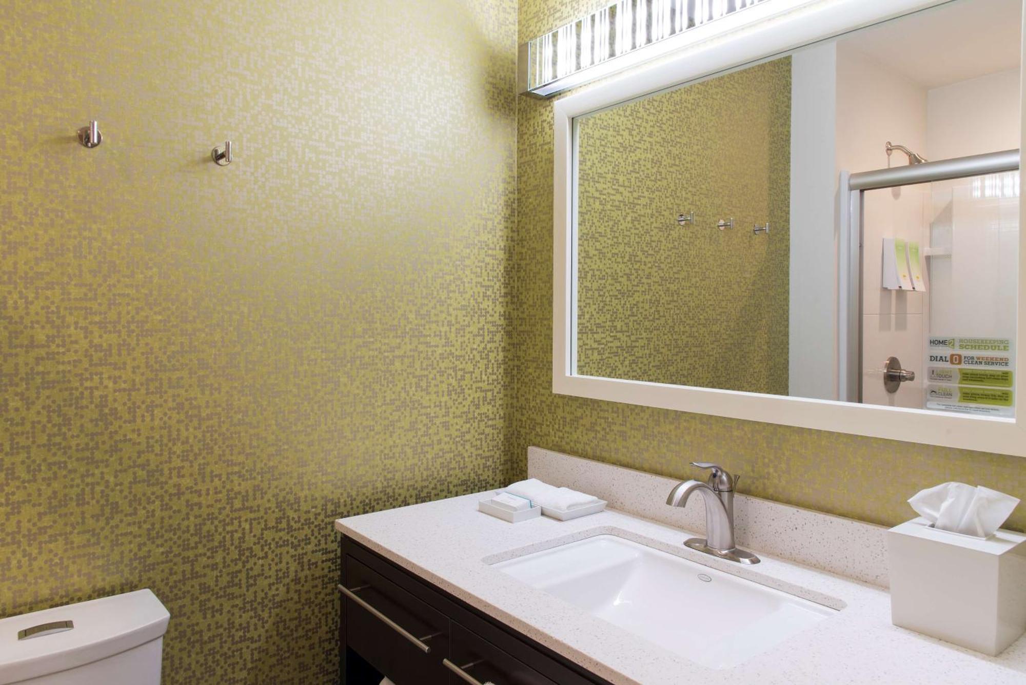 Home2 Suites By Hilton Indianapolis Downtown Exterior photo